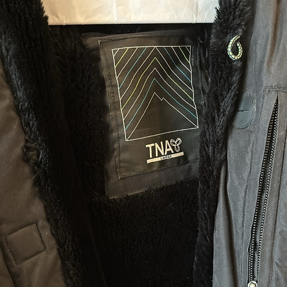 TNA winter coat - Picture 2 of 4